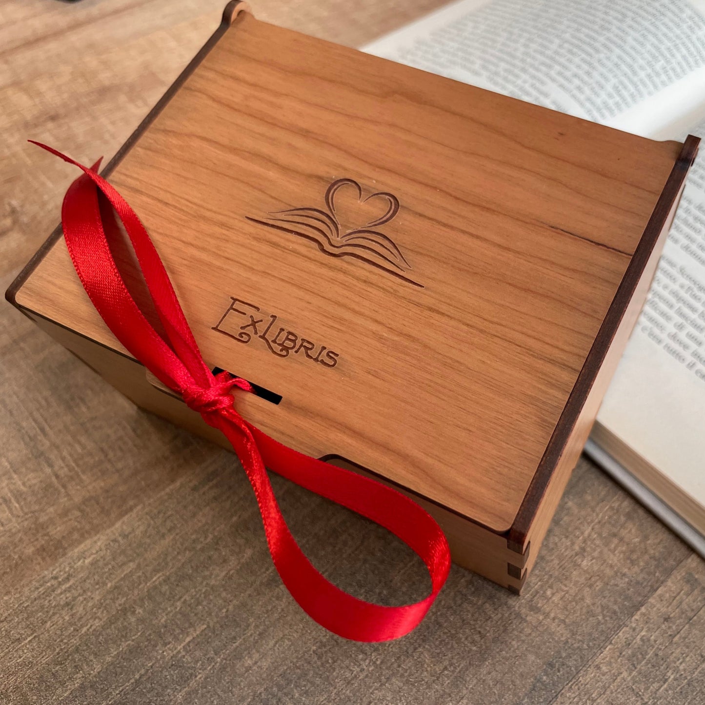 Geschenkbox aus Holz für Stempel
