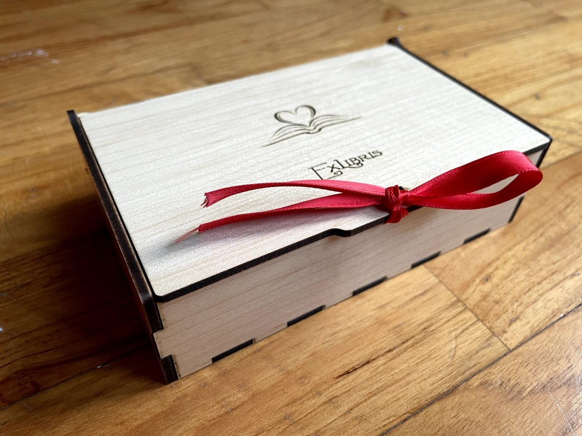 Confezione Regalo in Legno per timbri a secco - TimbriExLibris